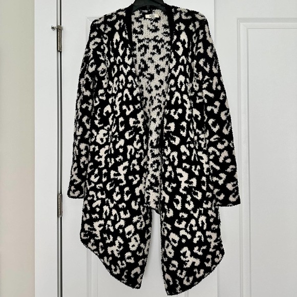 UGG Women's Size Small Phoebe Wrap Cardigan NICE - Picture 1 of 6